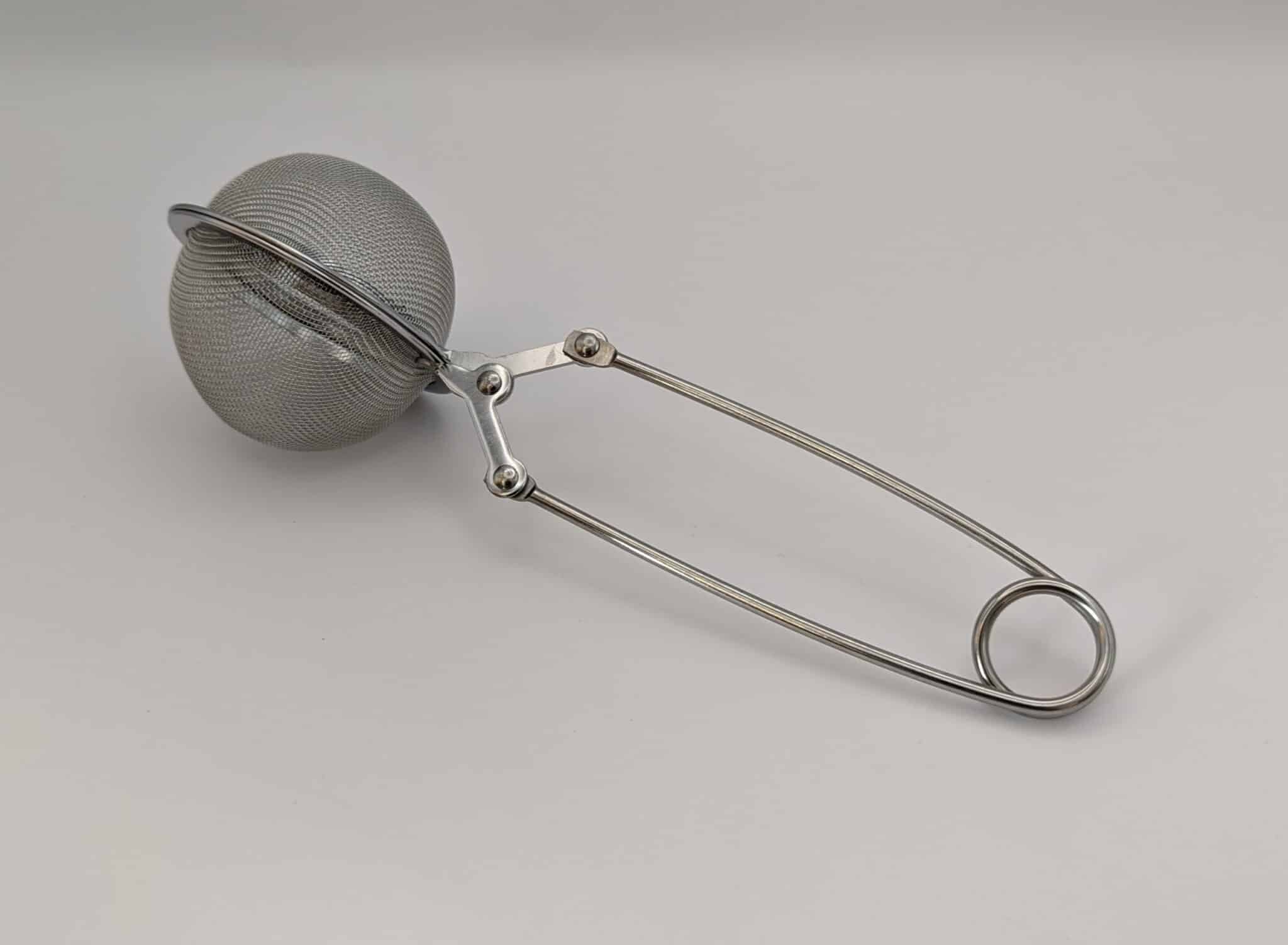 Tea Infuser with Spring Action Handle